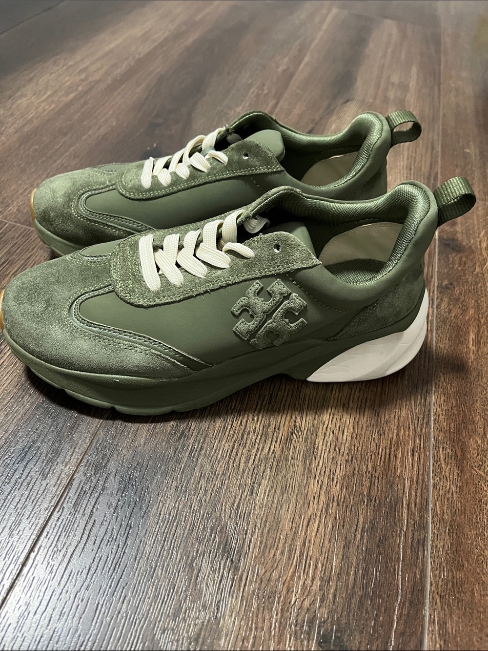 Tory Burch - Good Luck Sneaker - Palm Leaf- Olive Green/Off White - Picture 6 of 8